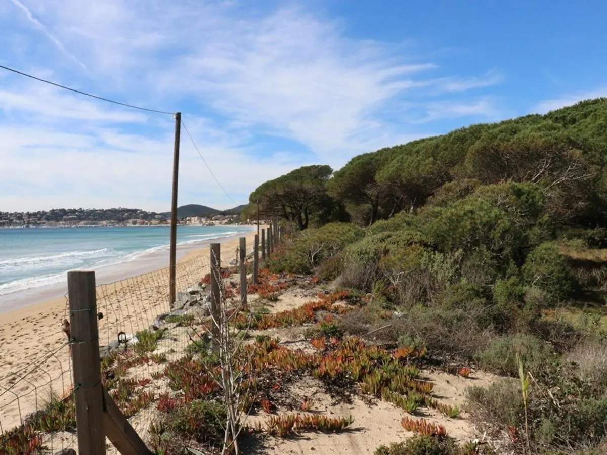 Villa De Charme En Pinede, 4 Chambres Climatisees, Acces Direct Plage - Fr-1-100-209 Cavalaire-sur-Mer