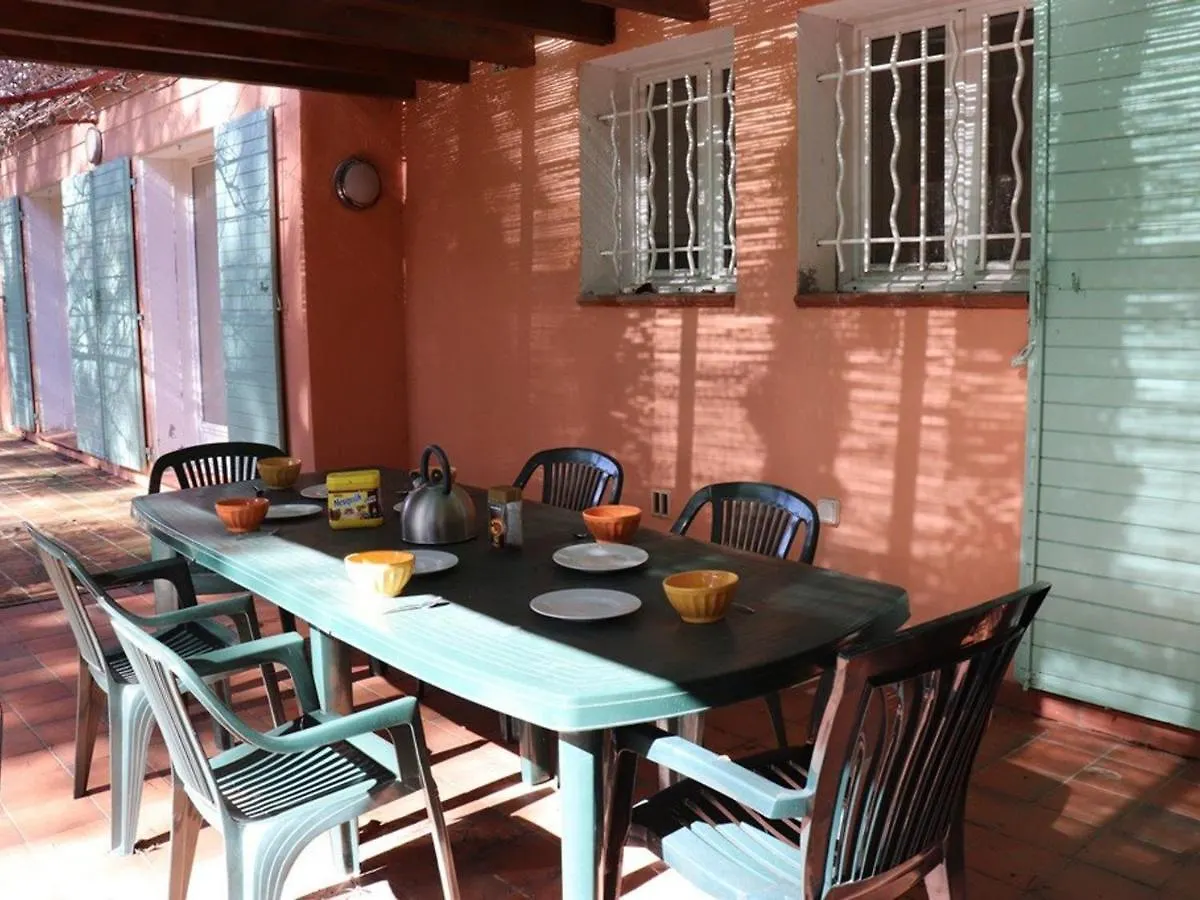 Villa De Charme En Pinede, 4 Chambres Climatisees, Acces Direct Plage - Fr-1-100-209 Cavalaire-sur-Mer